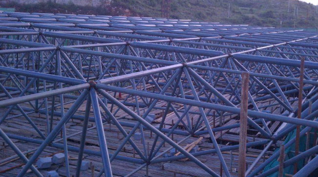 都匀概述网架加工中对钢材的质量的过细恳求
